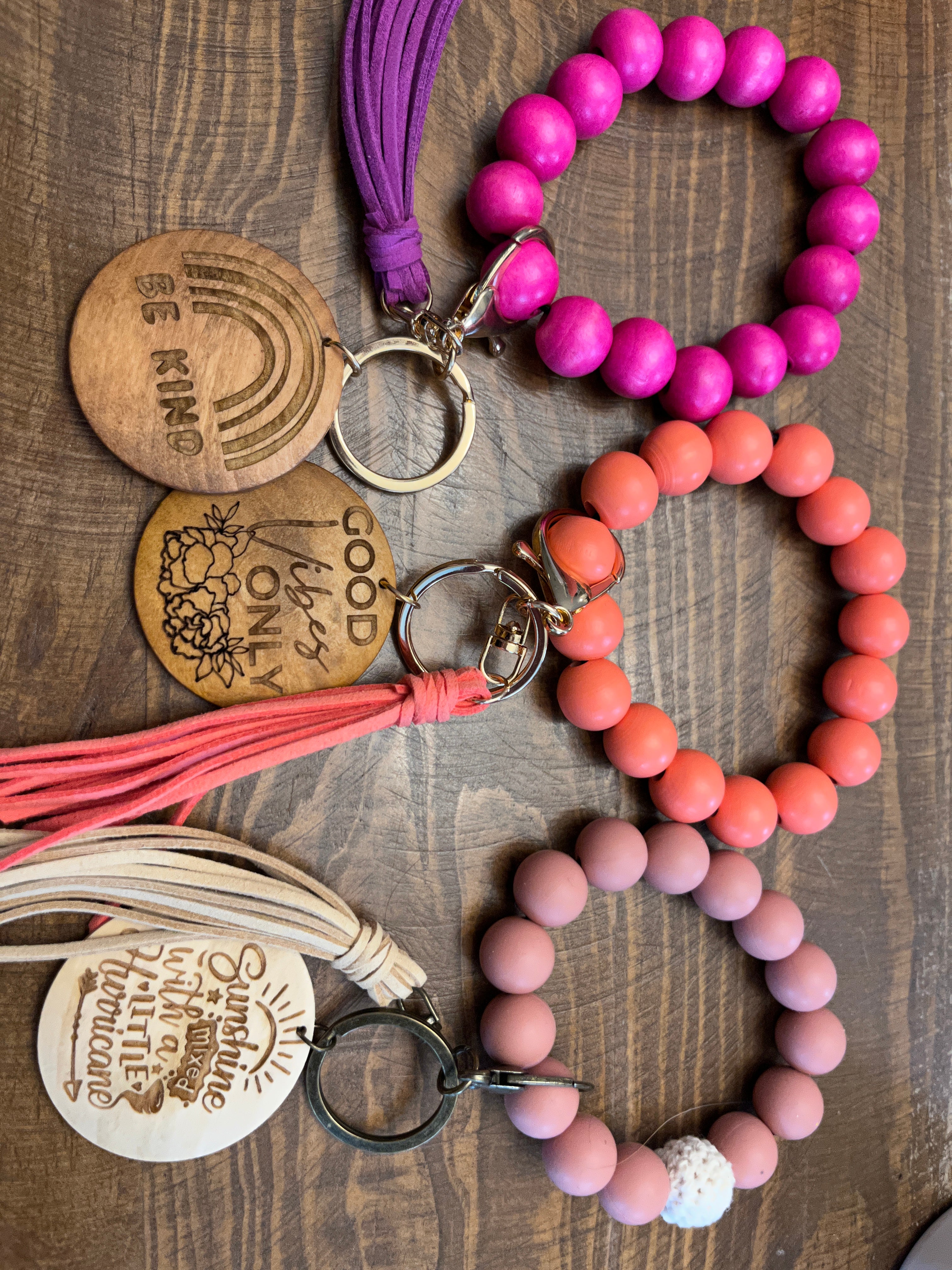 Wooden bead on sale keychain bracelet